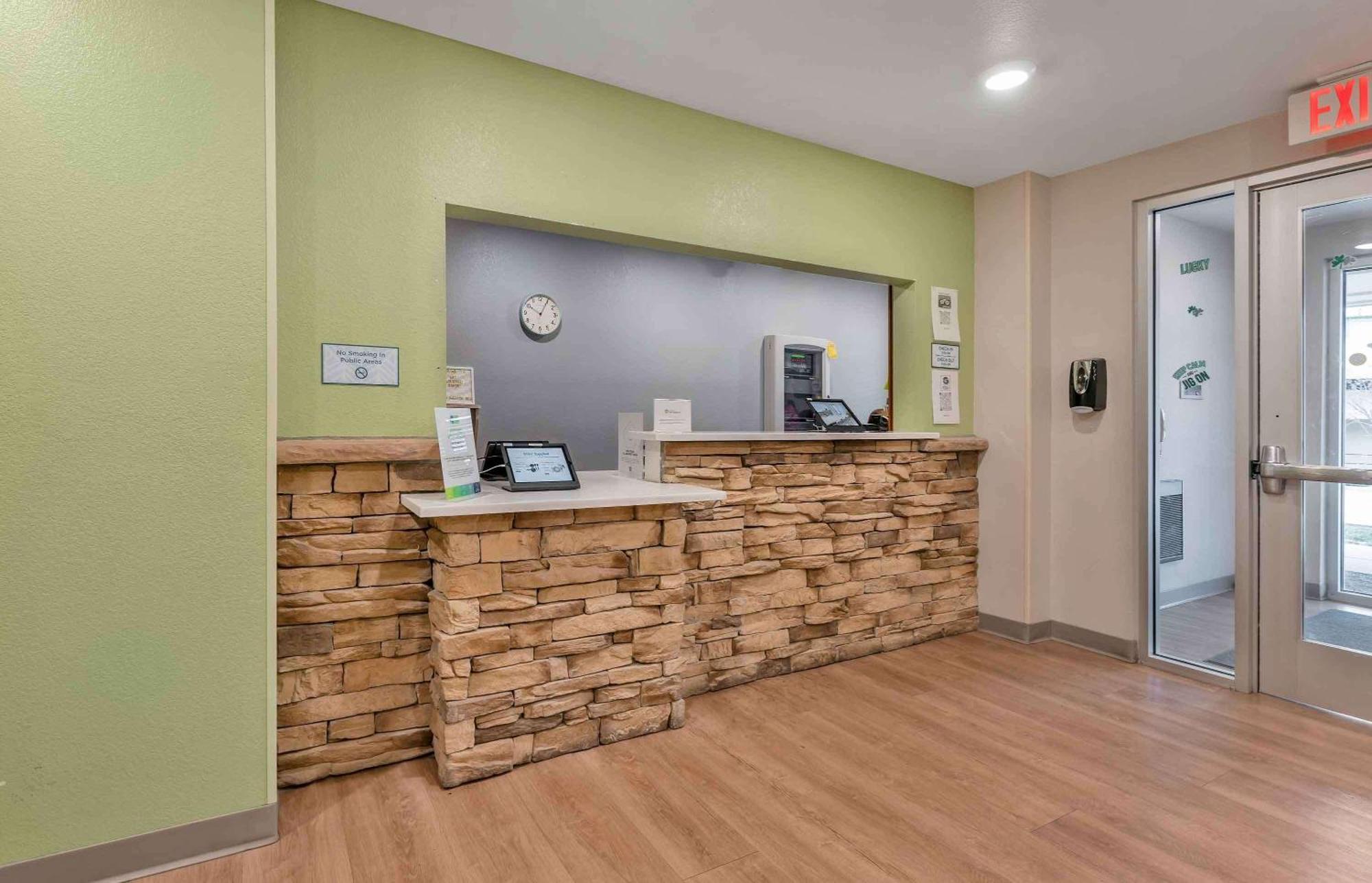 Extended Stay America Select Suites - Louisville - Airport מראה חיצוני תמונה