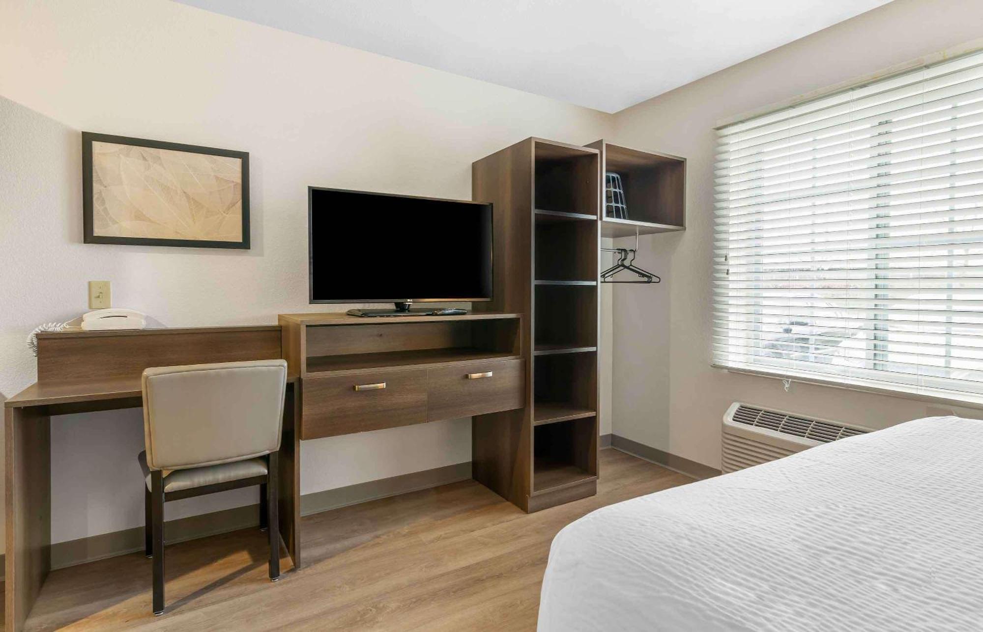 Extended Stay America Select Suites - Louisville - Airport מראה חיצוני תמונה